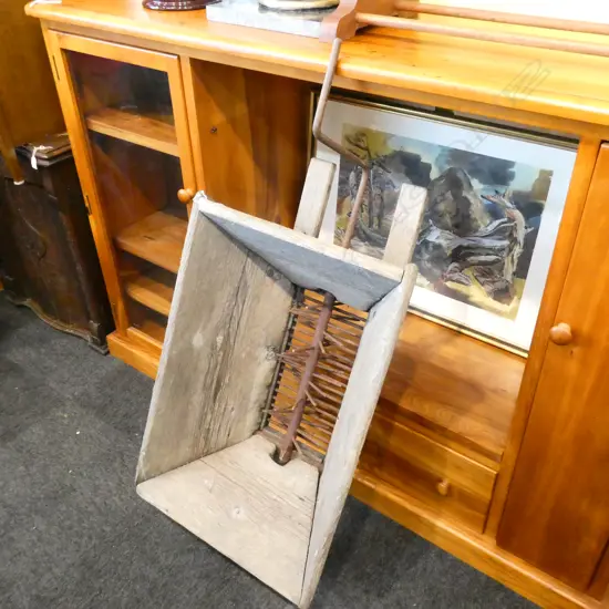 VINTAGE FRENCH RUSTIC WOODEN THRESHER W. 720MM