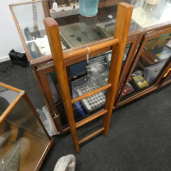 WOODEN LADDER L. 1200MM