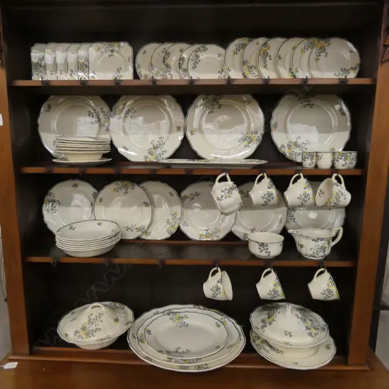 LG ROYAL DOULTON CARNIVAL DINNER SET 63 PCS