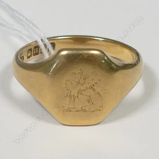 18CT GOLD SIGNET RING 7GM