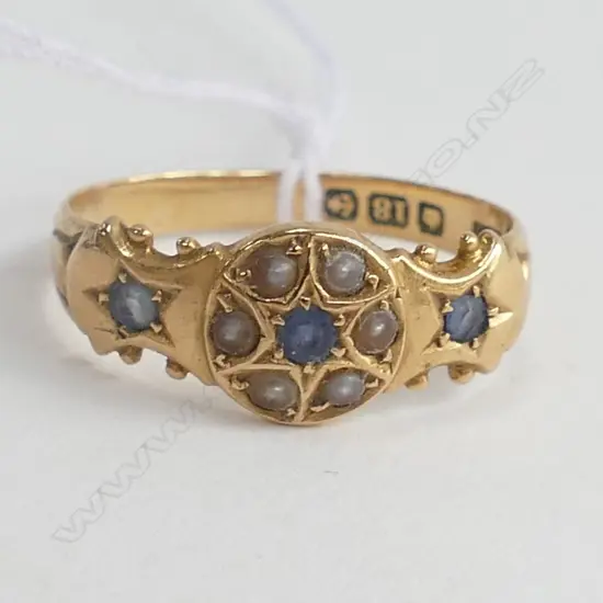 18ct GOLD SAPPHIRE &  PEARL GYPSY RING 2.50gm