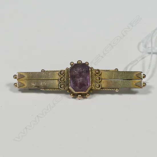 EDWARDIAN 9CT GOLD & AMETHYST BROOCH 3.55GM