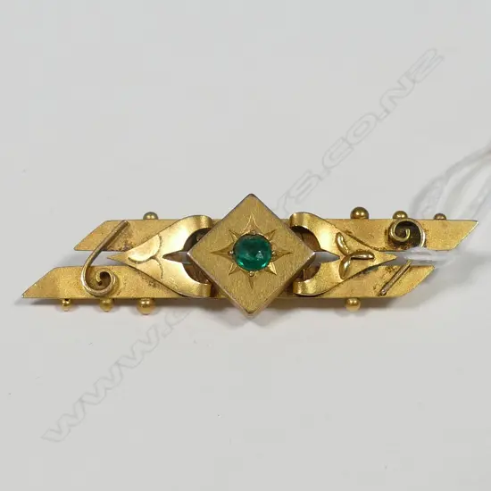 EDWARDIAN 9CT GOLD AND EMERALD? BROOCH 3.52GM
