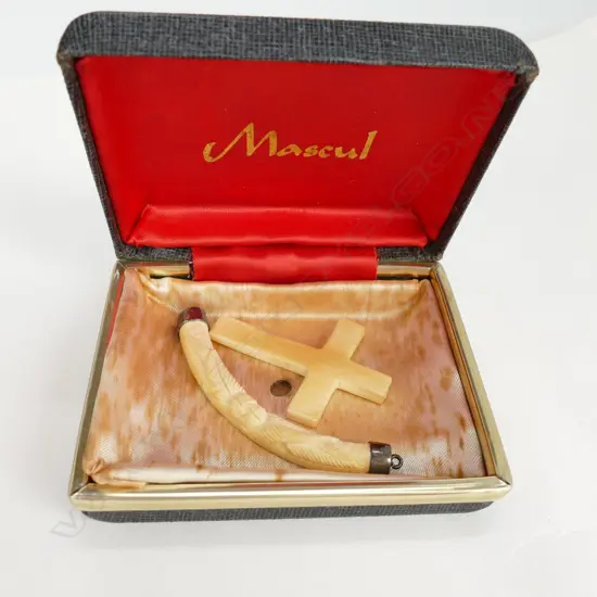 TWO IVORY? PCES; CROSS AND BROOCH