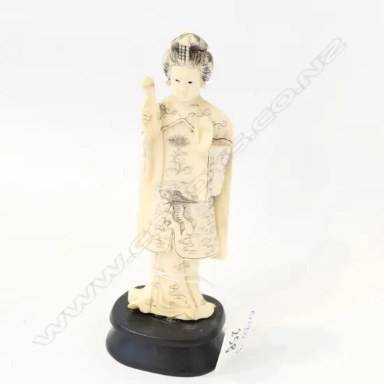 JAPANESE CARVED IVORY GEISHA FIGURE