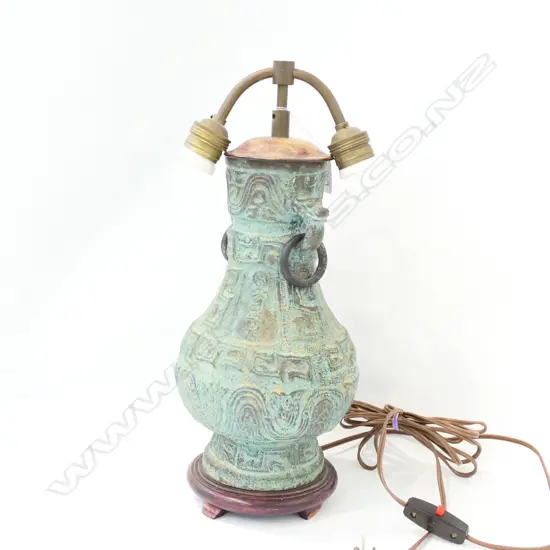CHINESE BRONZE ARCHAIC STYLE LAMP BASE 410MM H