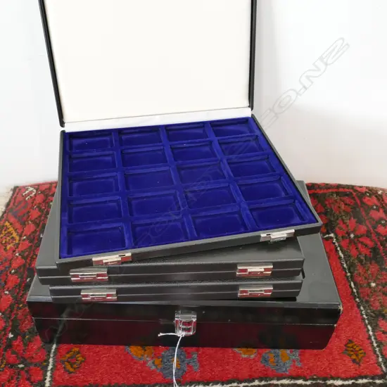 4 COLLECTOR JEWELLERY BOXES 