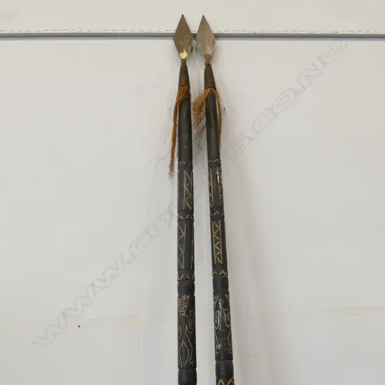 PAIR OF SPEARS L 1500 MM