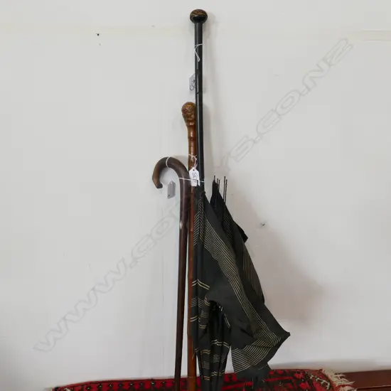 VINTAGE UMBRELLA AND 2 WALKING STICKS 630MM