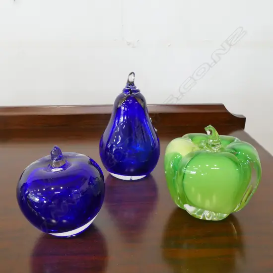 3 GLASS FRUIT PAPERWIEGHTS; APPLE, PEAR, PEPPER