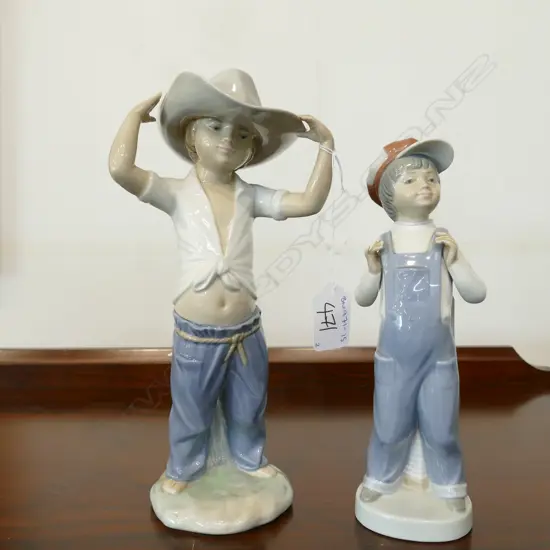 NAO BOY WITH HAT H.250MM & LLADRO BOY IN OVERALLS H.210MM