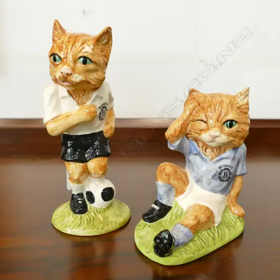 2  BESWICK FIGURES FROM "FOOTBALL FELINES" SERIES H.140MM