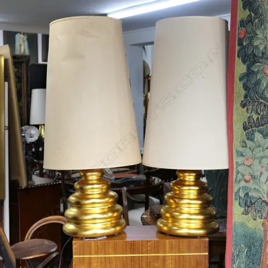 PR GILT 'BEEHIVE' STYLE TABLE LAMPS. - NEED REWIRING H. INCL. SHADES 755MM