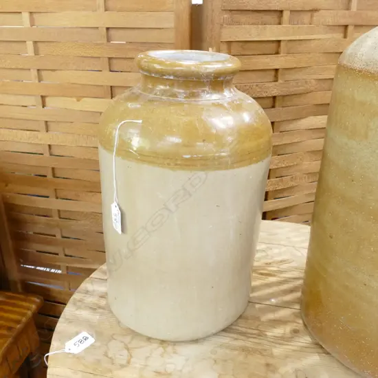 CERAMIC CROCK 350MM H