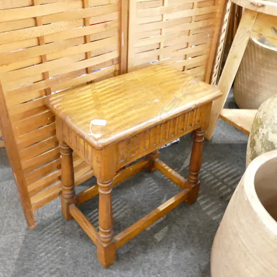 SMALL OAK JOINT STOOL L 470 MM