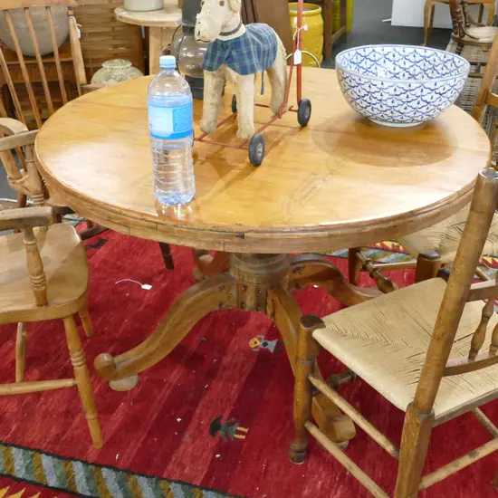 LATE 19TH CENTURY CONTINENTAL CIRCULAR TABLE 1200MM DIA