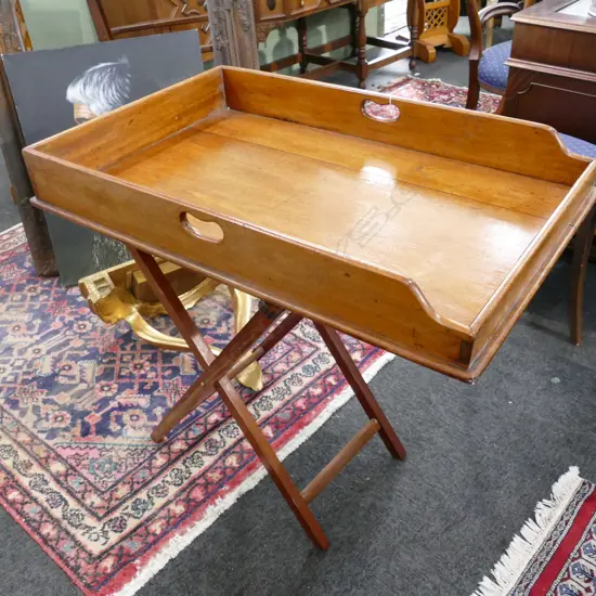 ANTIQUE BUTLER'S TRAY TABLE ON FOLDING BASE