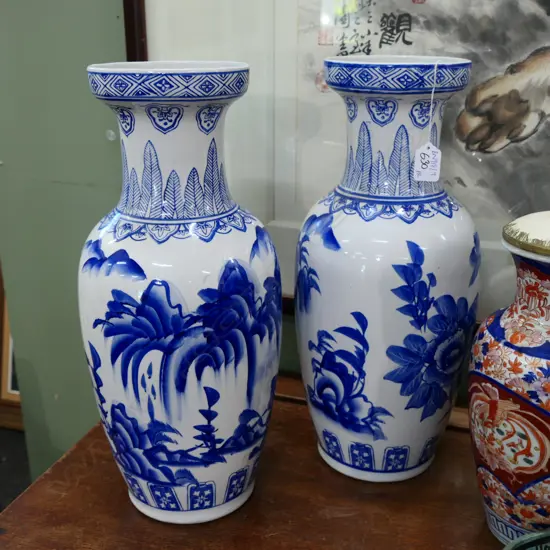 PR B/W CHINESE VASES 460MM H