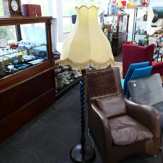 BARLEY TWIST STANDARD LAMP