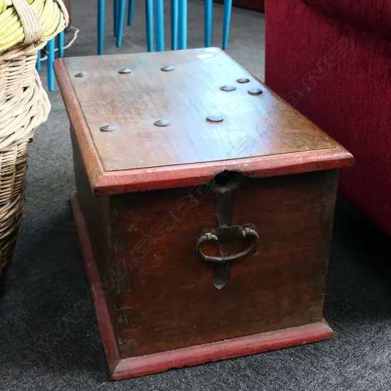 TEAK SMALL COFFER