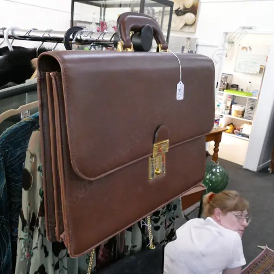 GUCCI LEATHER SATCHEL (purchased Caymans late 1990s) w DUST BAG