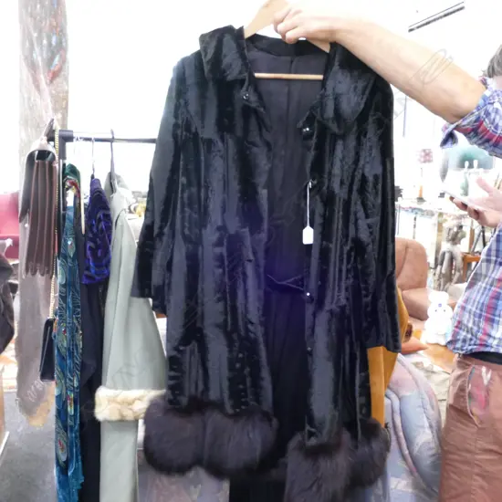 BLACK VELVET "ANNA KARENINA" STYLE COAT WITH FUR TRIM AROUND HEM