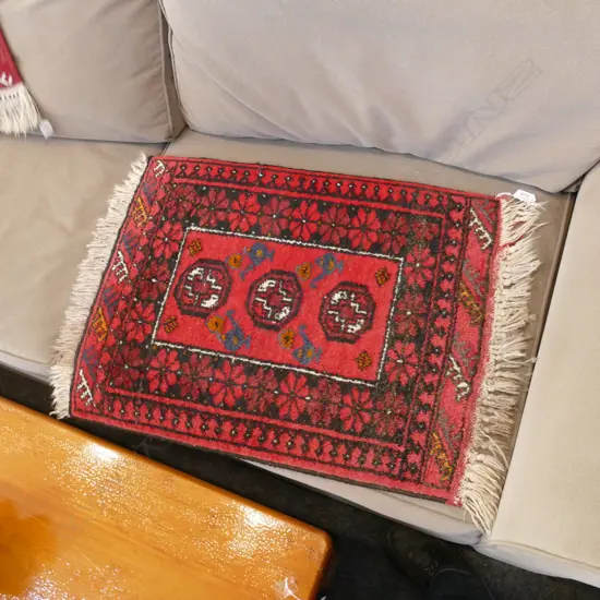 SMALL HAND WOVEN RUG 680 X 540MM 