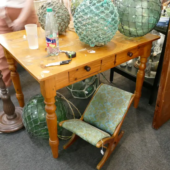 PINE 2 DRAWER SIDE TABLE W 1090 MM