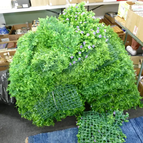BUNCH OF ARTIFICIAL HEDGE WALL BUXUS GREEN