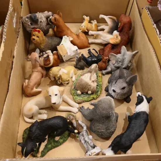 LOT ASSORTED ANIMAL FIGURES MOSTLY MADE IN ITALY