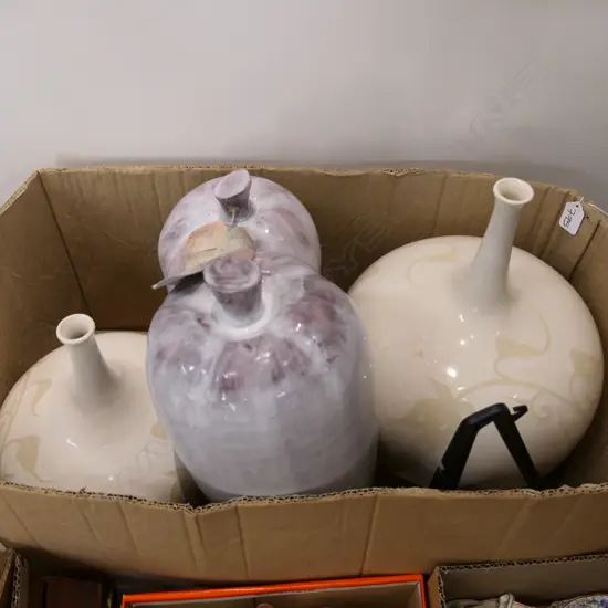 BOX LOT 4 VASES