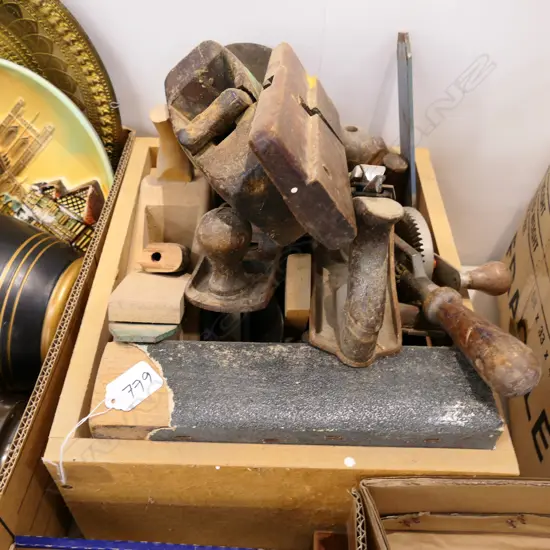 BOX LOT OLD TOOLS; PLANES ETC