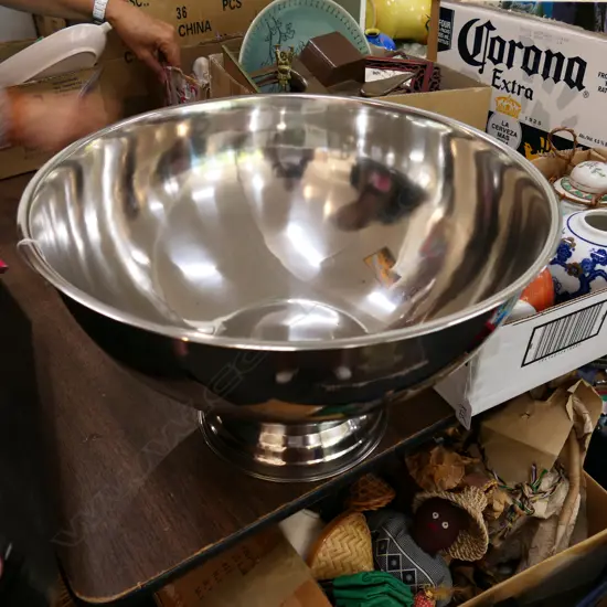 POLISHED STEEL CHAMPAGNE BUCKET 400MM