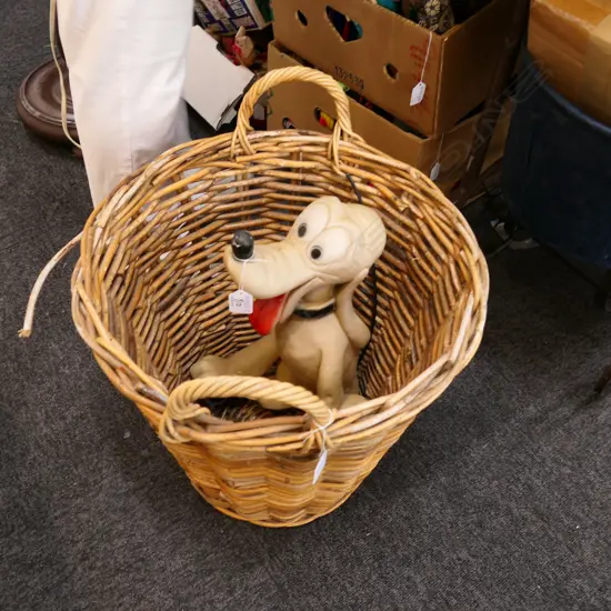 WALT DISNEY PRODUCTIONS PLUTO 360MM H IN CANE BASKET