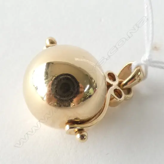 GOLD SPINNING ORB PENDANT, 9CT