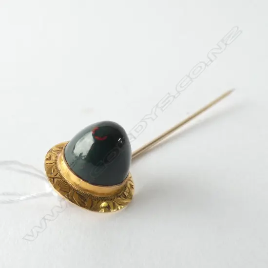 ANTIQUE GOLD BLOODSTONE SET STICK PIN