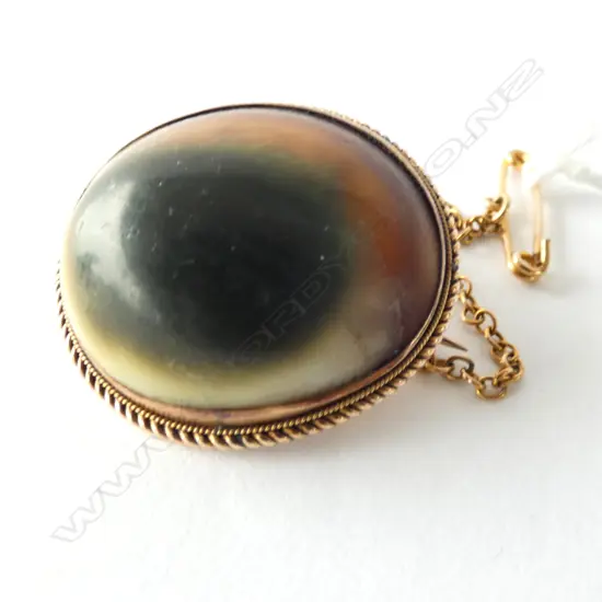 9CT CATS EYE BROOCH 