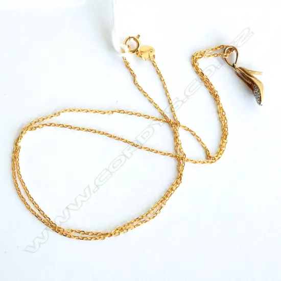 9CT Y.GOLD & DIAMOND HIGH HEEL SHOE PENDANT