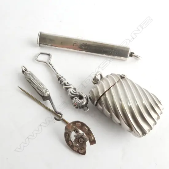 SILVER HOOKS/VESTA ETC