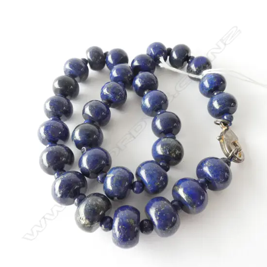 A lapis lazuli necklace