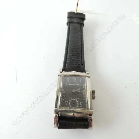Bulova Mens watch, very classy 1950's design, needs service