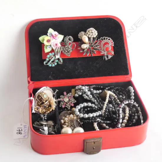 BOX ASST. COSTUME JEWELLERY 
