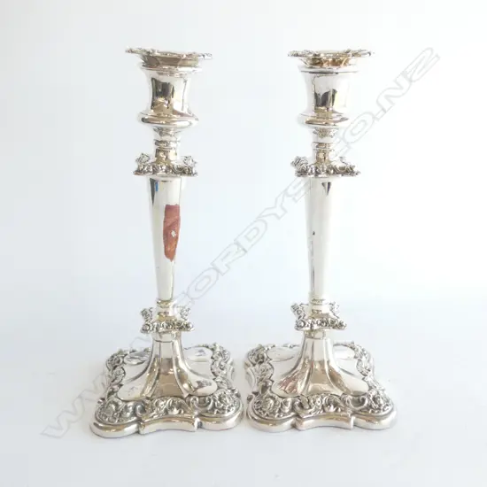 GEORGIAN STYLE SILVER OVER COPPER CANDLESTICKS H. 255MM