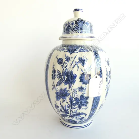 BLUE & WHITE GINGER JAR, H. 250MM