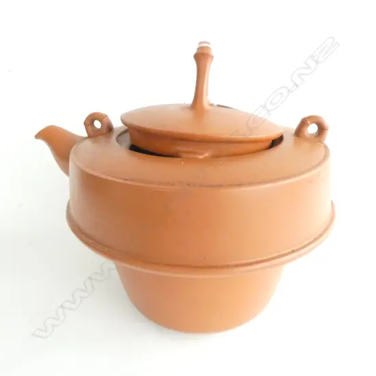LARGE CHINESE TERRACOTTA TEA POT H 250 MM
