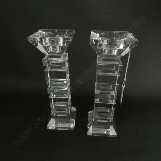 A PAIR OF MODERNIST CUBIST GLASS CANDLESTICKS H.200mm