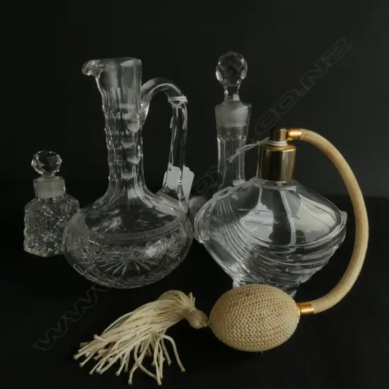 2 PERFUME BOTTLES + 1 JUGS +SCENT