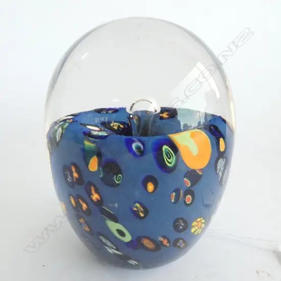 GARY NASH COOPERS & LYBRAND LTD. ED. GLASS PAPERWEIGHT, H. 100MM