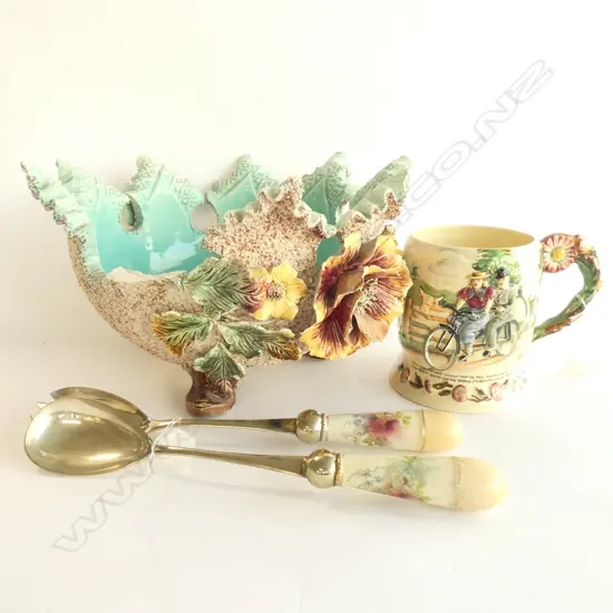 LG ORNATE POTTERY BOWL, CROWN DEVON MUSICAL JUG & BLUSH WARE SALAD SERVERS