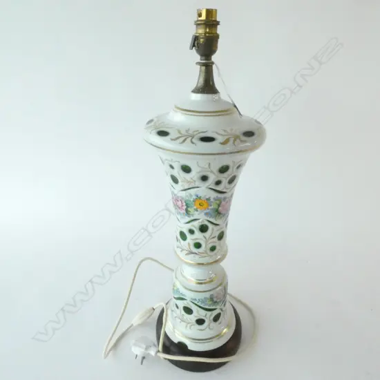 LG HUNGARIAN PORECLAIN & GLASS TABLE LAMP, WOODEN BASE, H. 570MM